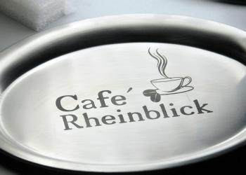 Laserbeschriftung auf Edelstahltablett