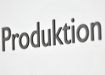 Selbstklebende Buchstaben lasergeschnitten