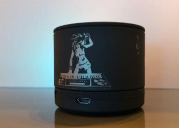 Lasergravierter Bluetooth-Lautsprecher