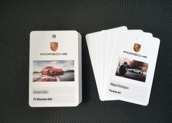 Gefräste PVC-Karten mit variablen Daten - UV Direktdruck