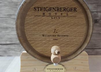 5l Eichenfass laserbeschriftet mit zusätzlicher Plakette